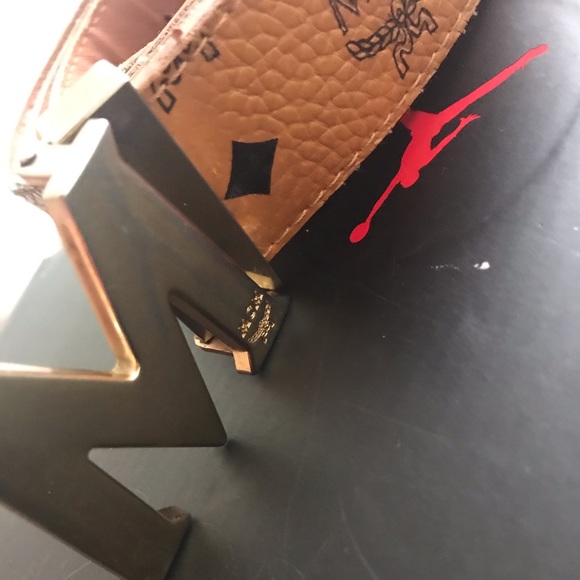 Mcm belt non reversible Clearance